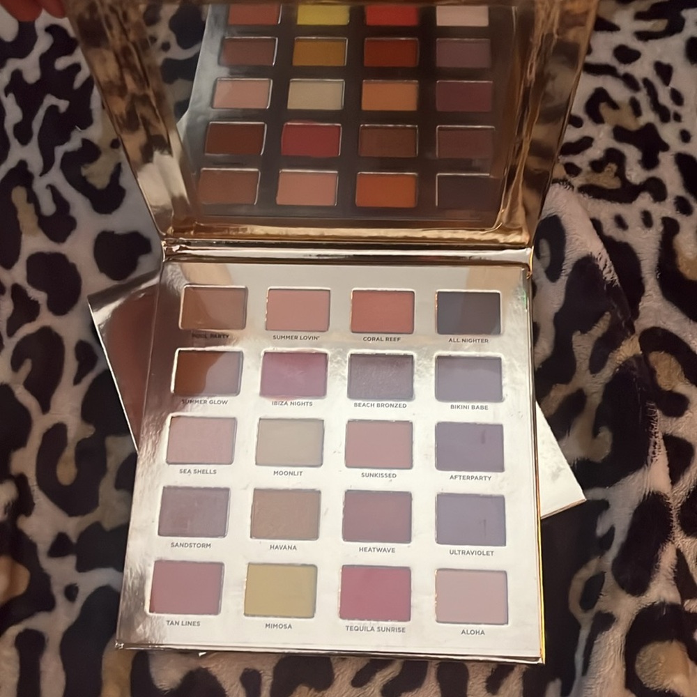 Palette - Picture 3 of 5